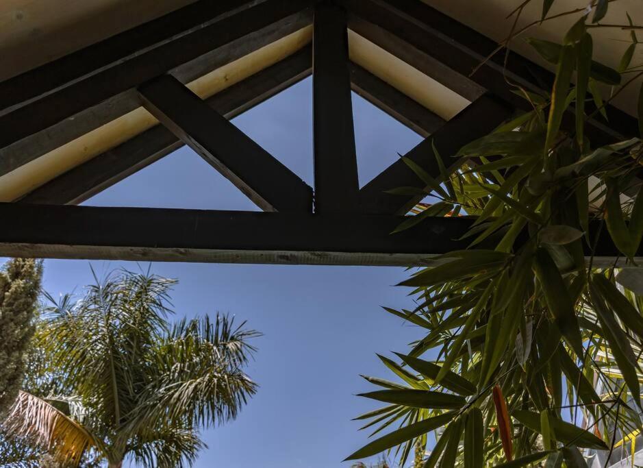 The Annex At 64 : Cozy, Rustic Cottage/treehouse Nairobi