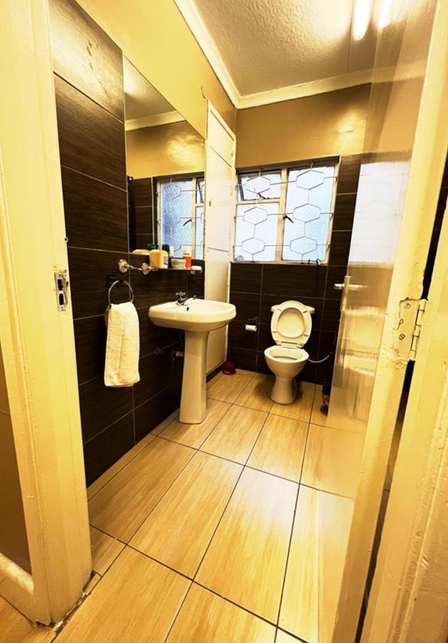 Juke's Serene Westlands Villa Nairobi