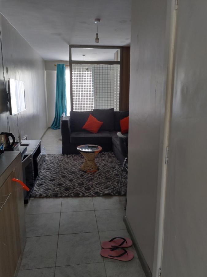 Convertible 1 Bedroom By Dg's Apartment Nairobi