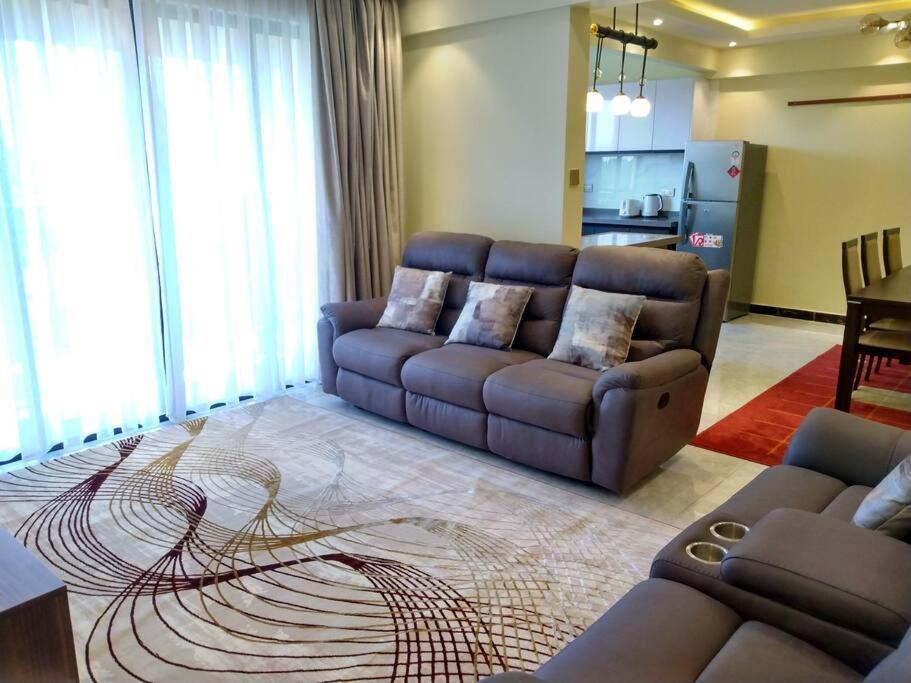 Diamond * Nairobi