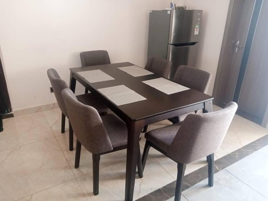 Kilimani Exquisite Furnished 3 Bedroom * Nairobi