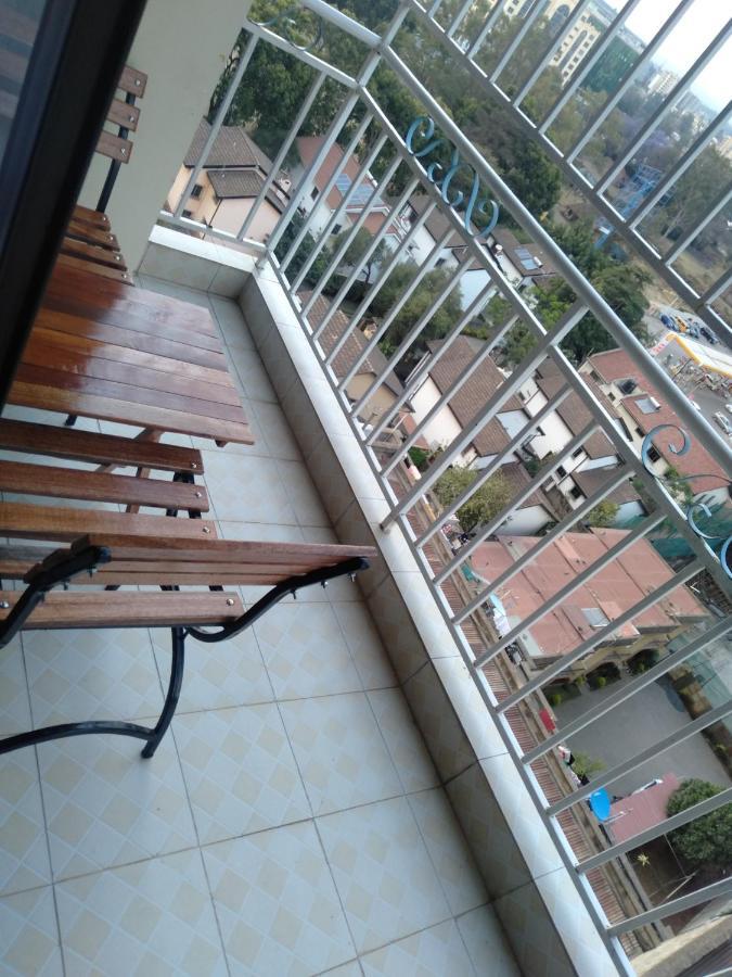 Slucie Serviced & Furnished Apartment *