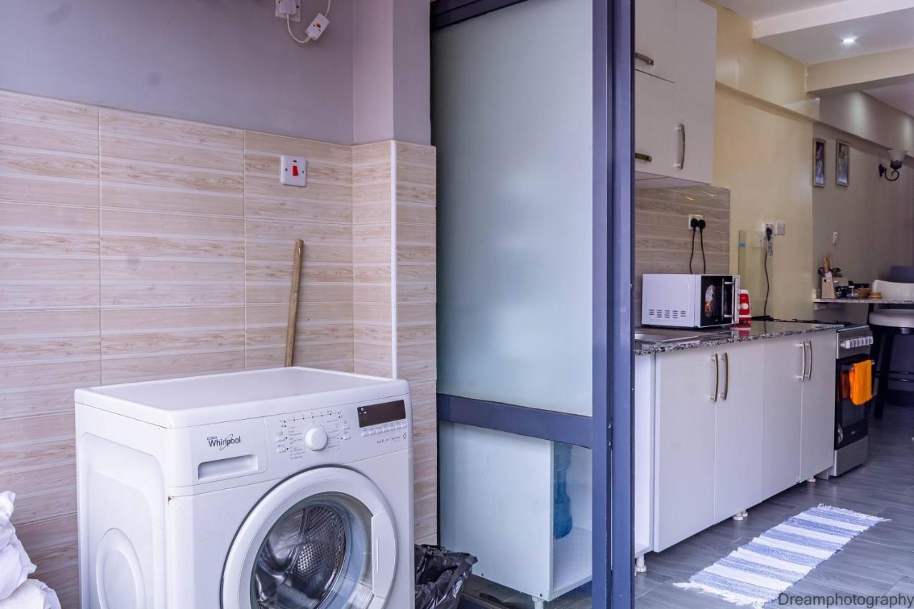 1bedroom Near Yaya, Kilimani, With Washing Machine * Nairobi