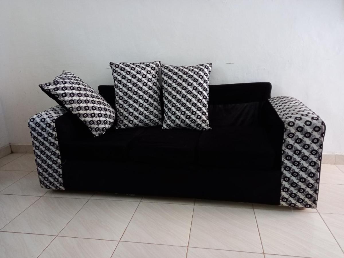 Apartment Inviting 1-bed Iwith Breakfast Nairobi