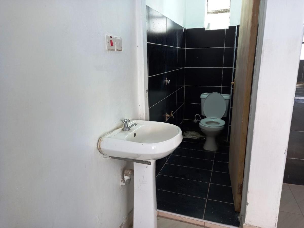Apartment Inviting 1-bed Iwith Breakfast Nairobi