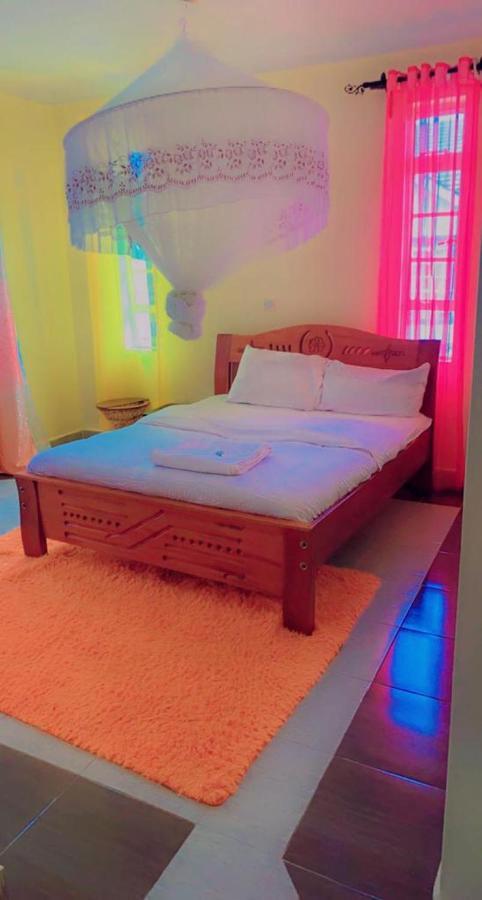 Becky Topcomfort Homes *