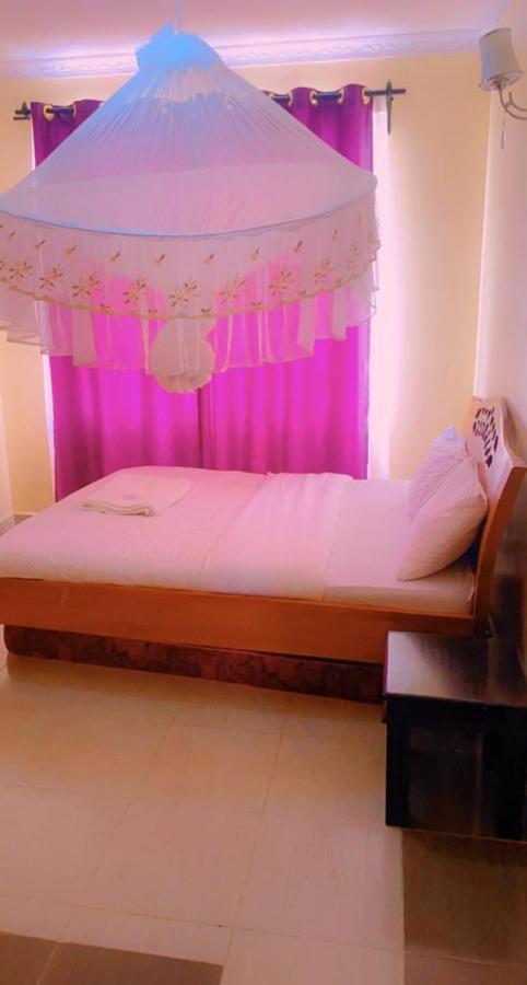 Becky Topcomfort Homes *