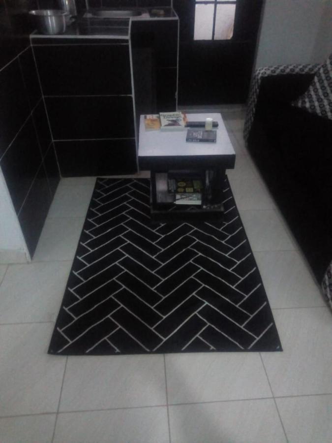 Inviting 1-bed Iwith Breakfast Apartment *