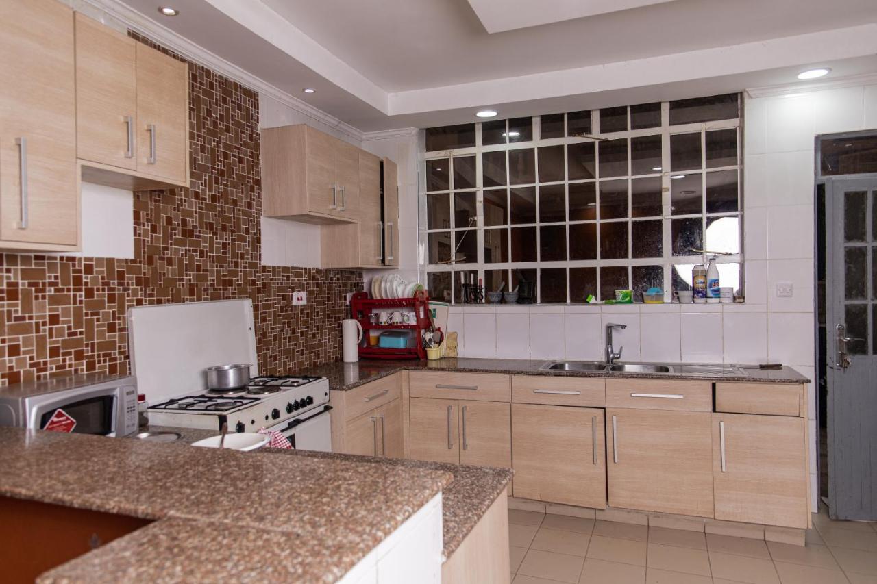 Spacious & Stylish 4bdr Kileleshwa Villa Nairobi