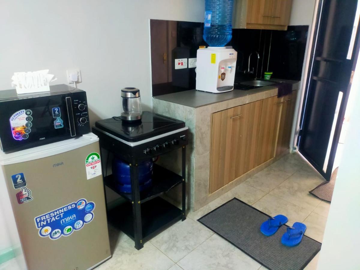 Pazoori Furnished And 1 Bedroom *