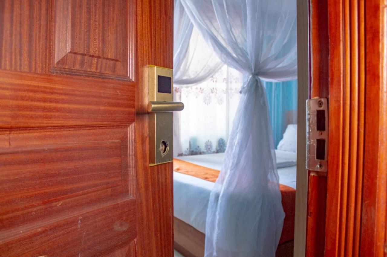 Bed & Breakfast Deka Self Contained Nairobi