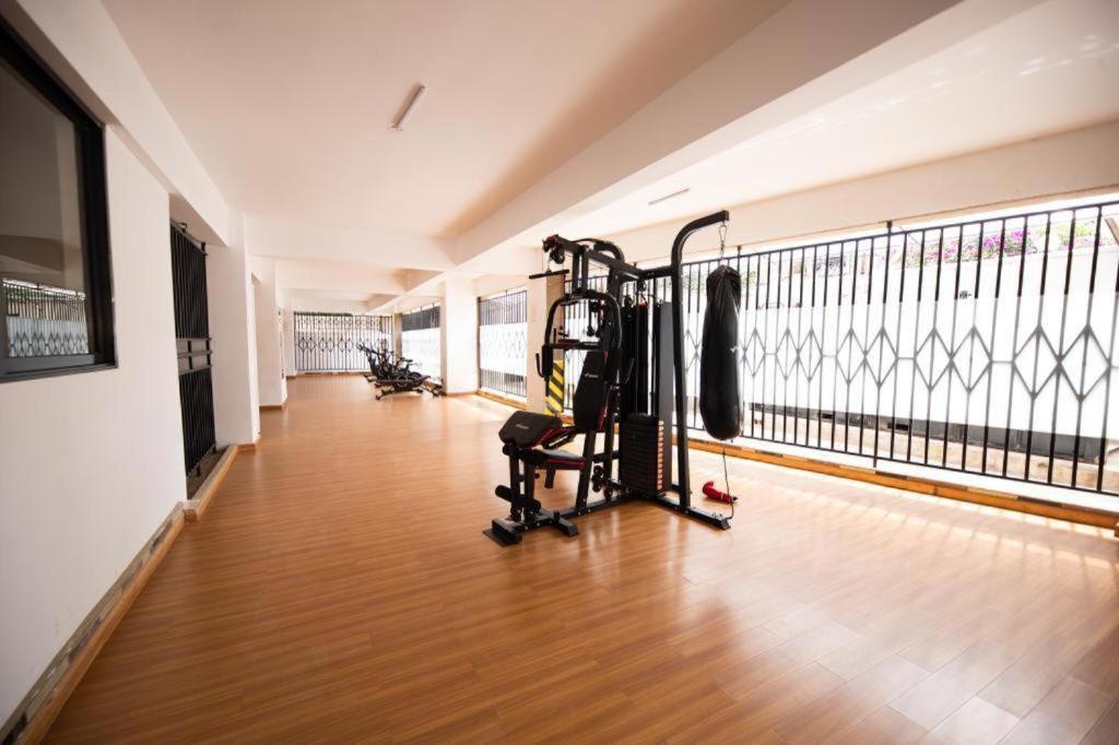 New Luxury Close To State House *