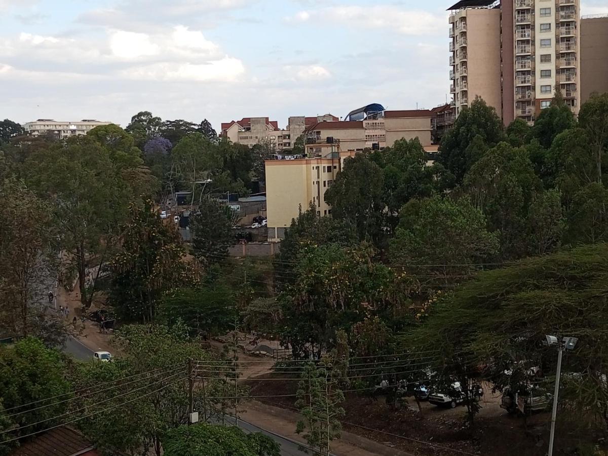 Johari In Lavington Apartment *