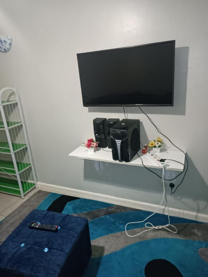 Apartment Cozy 1 Bedroom Air In Coral Bell By Tsavo Apartments, Kiambu Road, Thindigua *