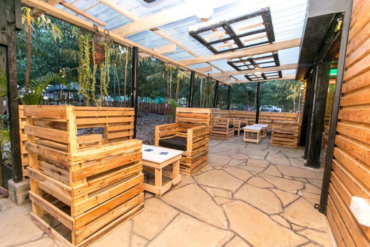 Blue Gum Resort *
