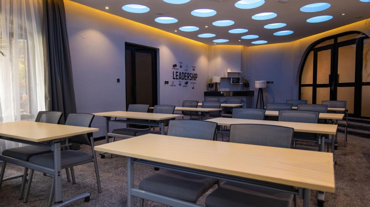 Hotel Gigiri Lion Ii 5*