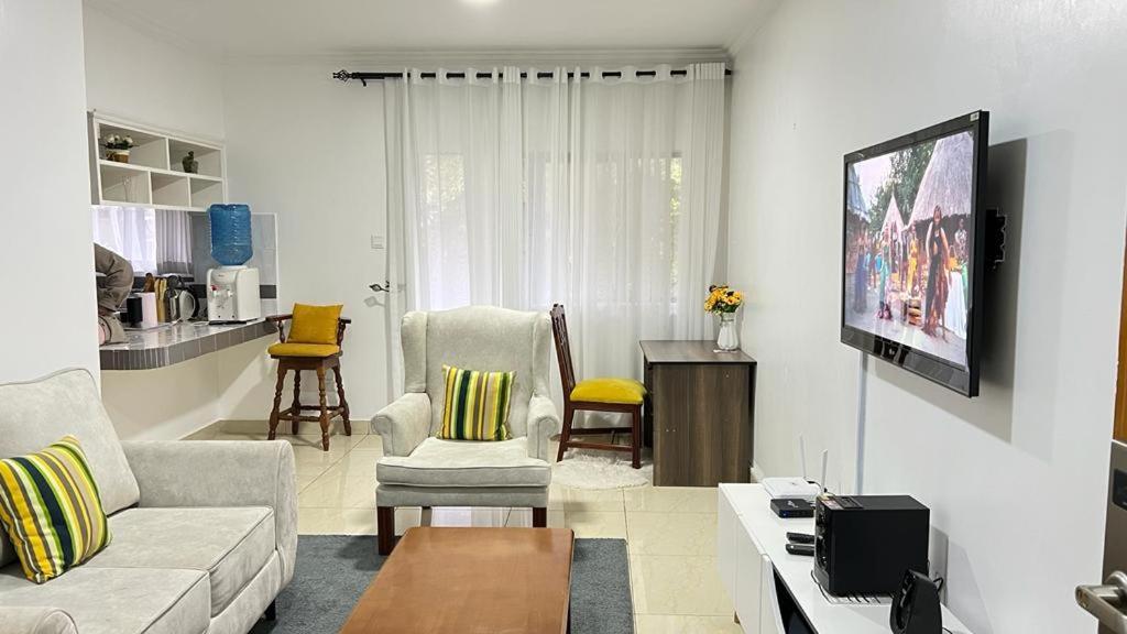 Kiana Homes And Events Apartment *