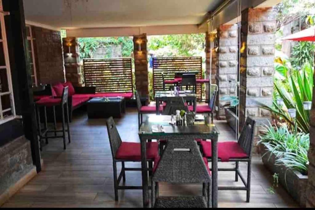 Gorgeous Well Equipped Modern In Loresho Apartment *