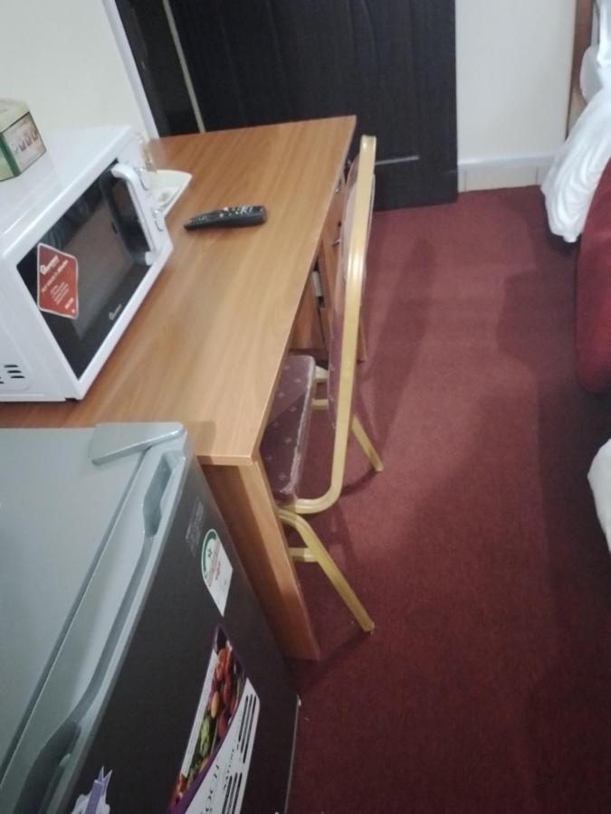 Jeyem -studio B10 At Eagle Court Bed & Breakfast