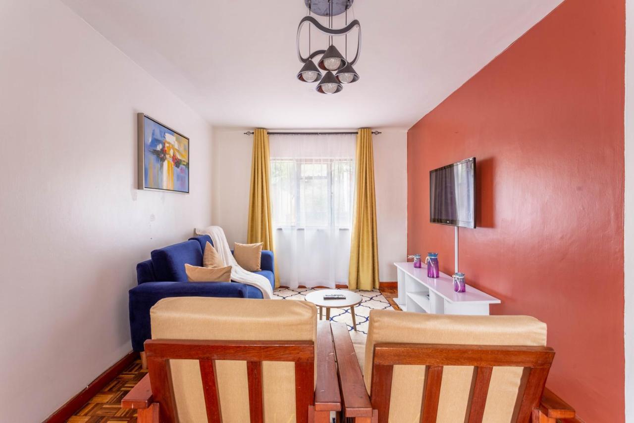 Homes By Della Apartamento *