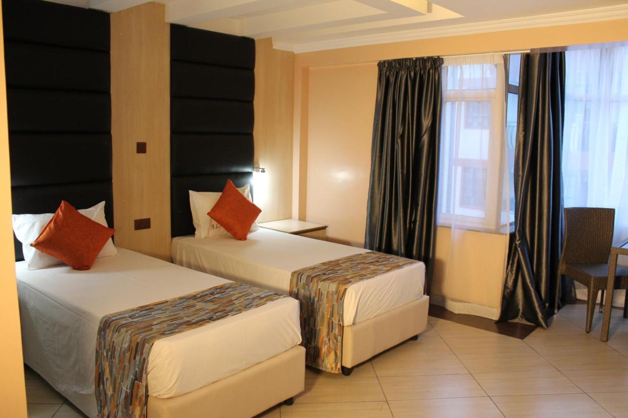 Airport Landing Hotel 3*