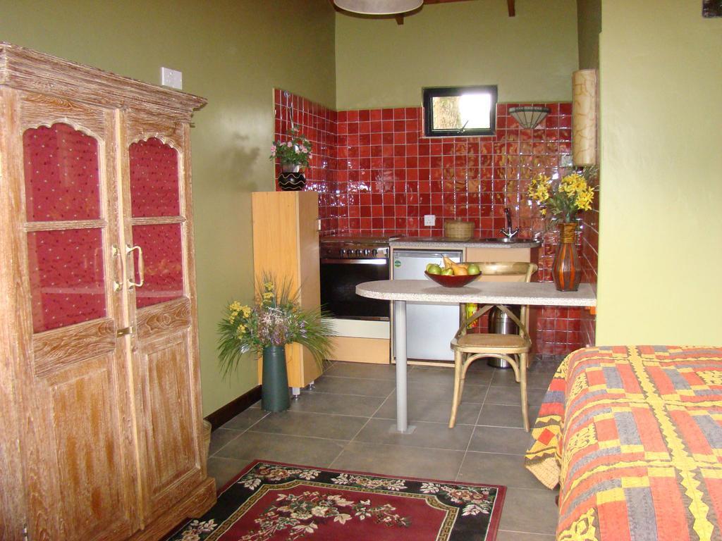 Lake View Studios 3*