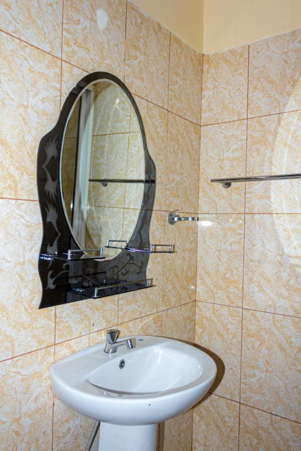 Acacia Luxurious *