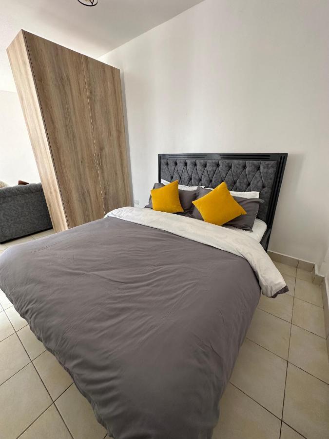 Anmeg Deluxe Rooftop Apartment