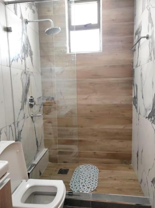 2 Bedroom In Parklands, Nairobi