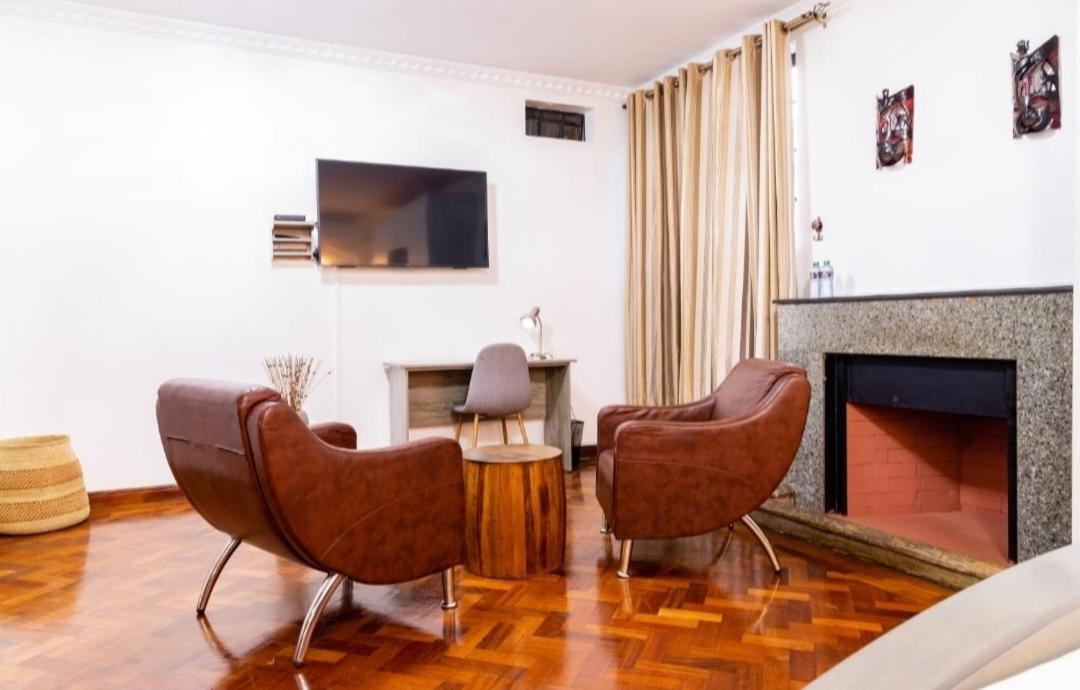 Smothers Suites And Restaurant * Nairobi