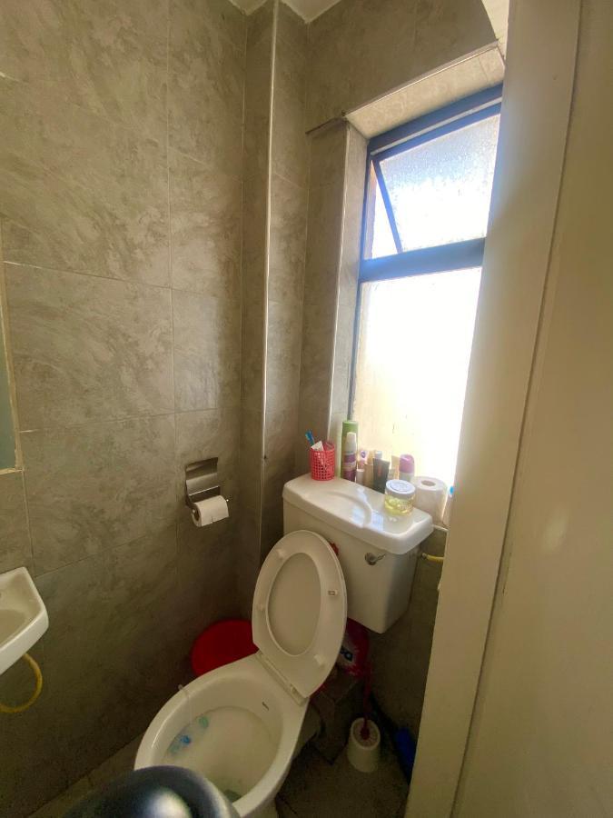 Jkia Airport-view Studio Apartamento