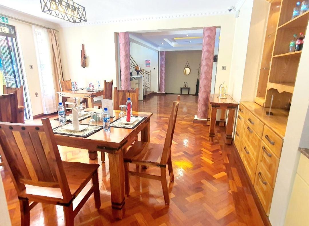 Smothers Suites And Restaurant Hotel Nairobi