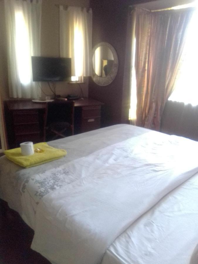 Casablanca * Nairobi