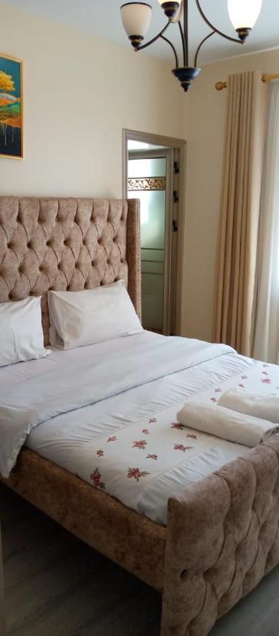 Apartment Lux Sandalwood Business