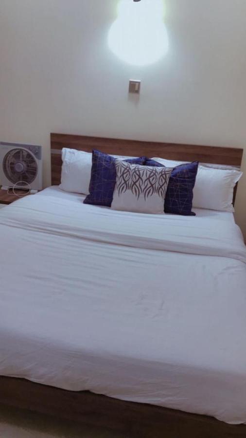 Lux Dennis Pritt Kilimani * Nairobi