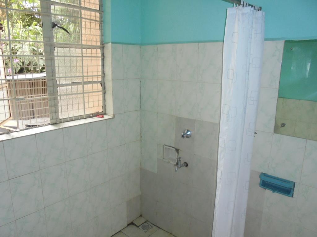 Guest house Angaza