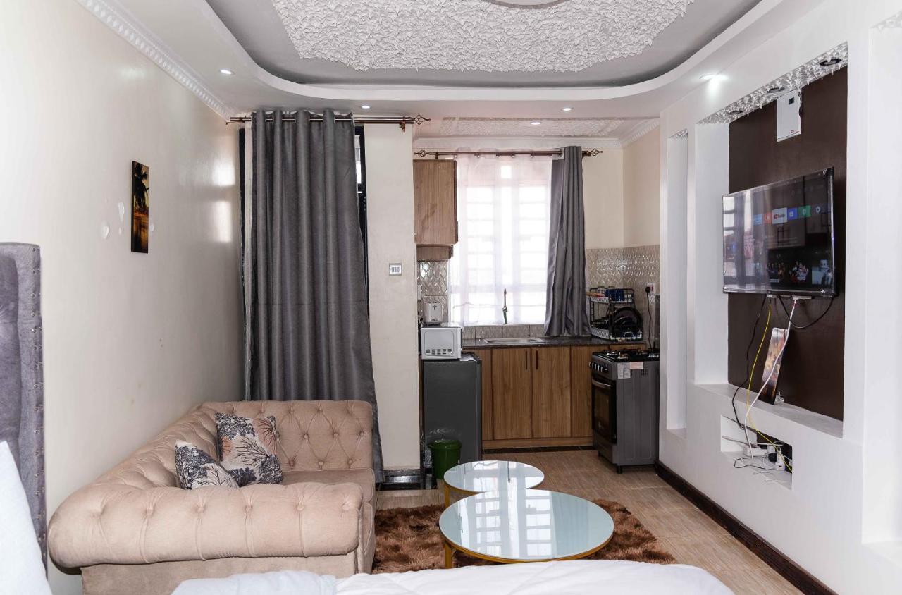 Springstone Studio Rm 19 * Nairobi