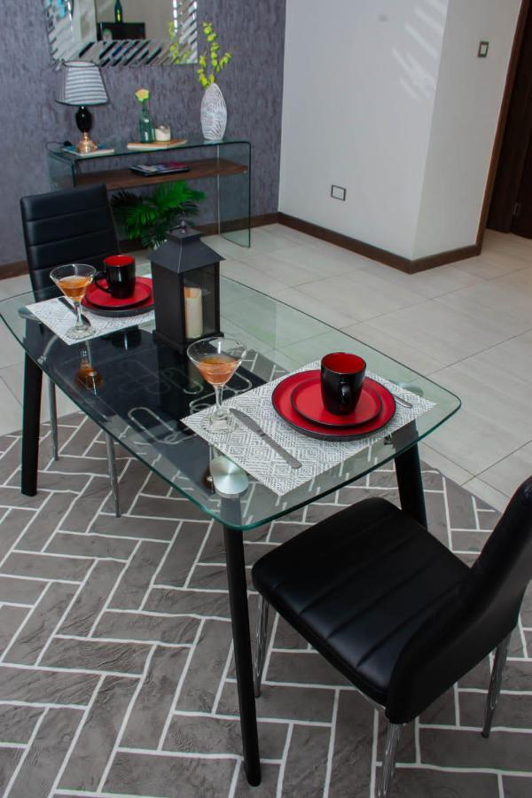 Skynest Westlands Secure New Modern & Chic *