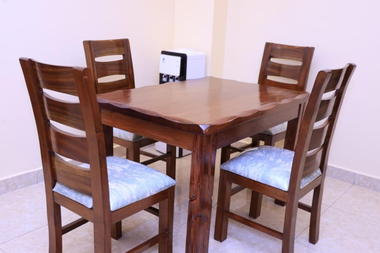 Lux Kileleshwa Furnished