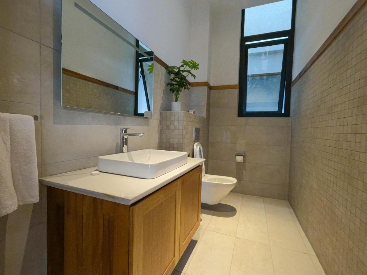Broadwalk Residency Apartment