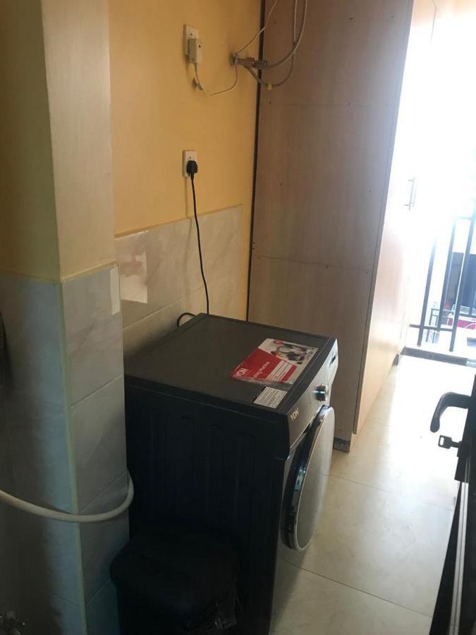 Lux Dennis Pritt Business Kilimani * Nairobi