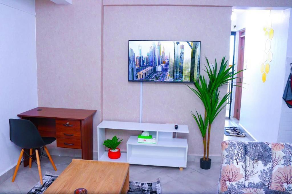 Oak South Garden, At South B. Apartment *