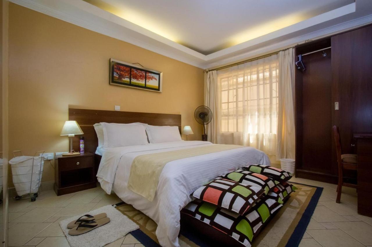 Capital Heights Hotel 3*