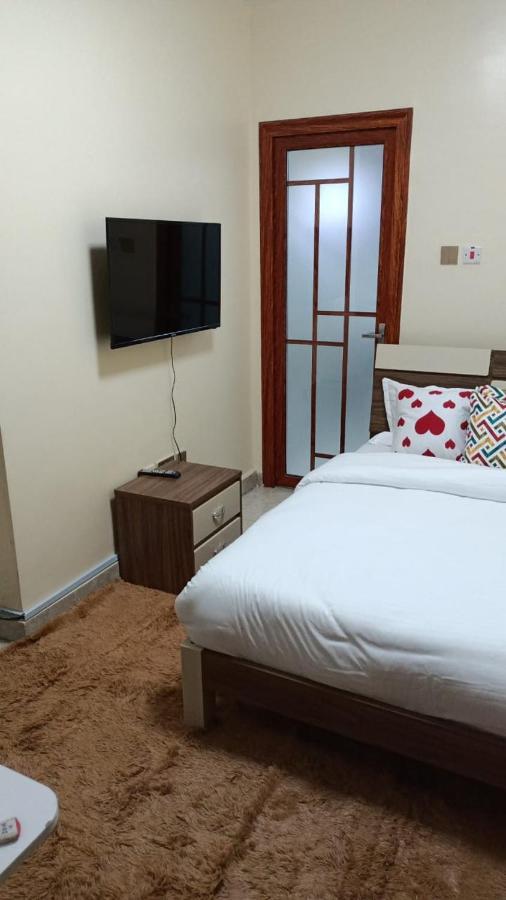 Lux Kileleshwa Furnished