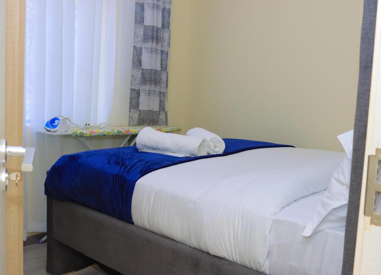 Elegant Three-bedroom In Kilimani Apartment Nairobi