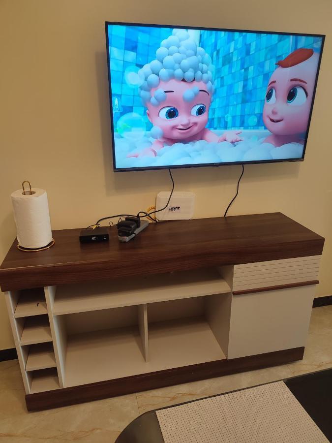 Apartamento Kilimani Superb One And Half Bedroom Near Yaya Centre With Netflix *