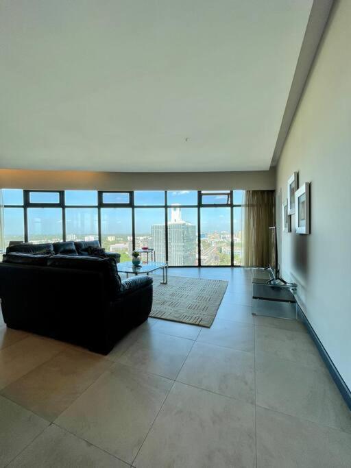 Apartment View Nestled In The Heart Of Nbo