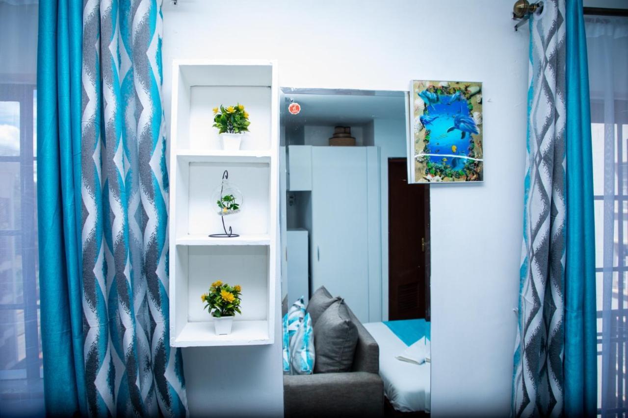 Elegant Furnished Apartment *