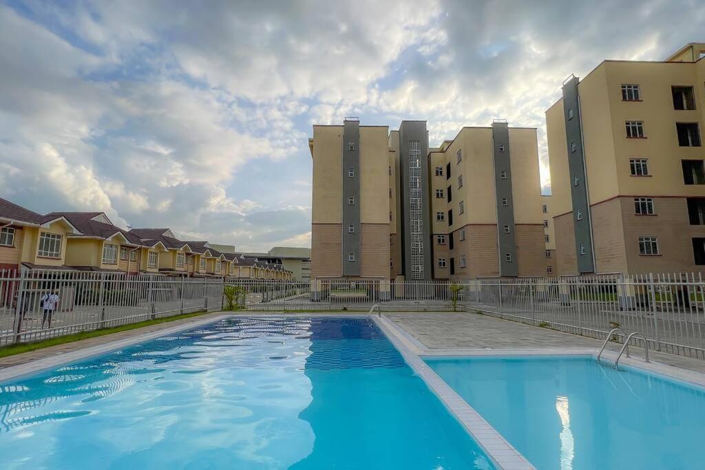 Jkia Crystal Rivers With A Pool And Mall Apartment