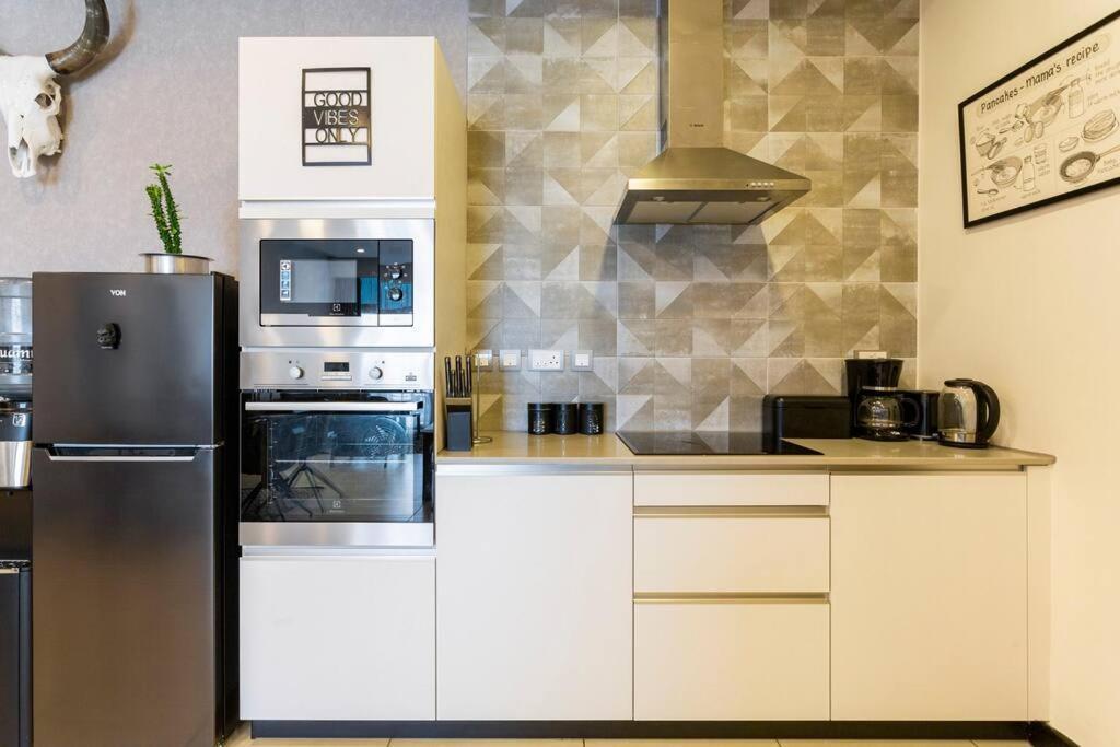 Amani Luxury